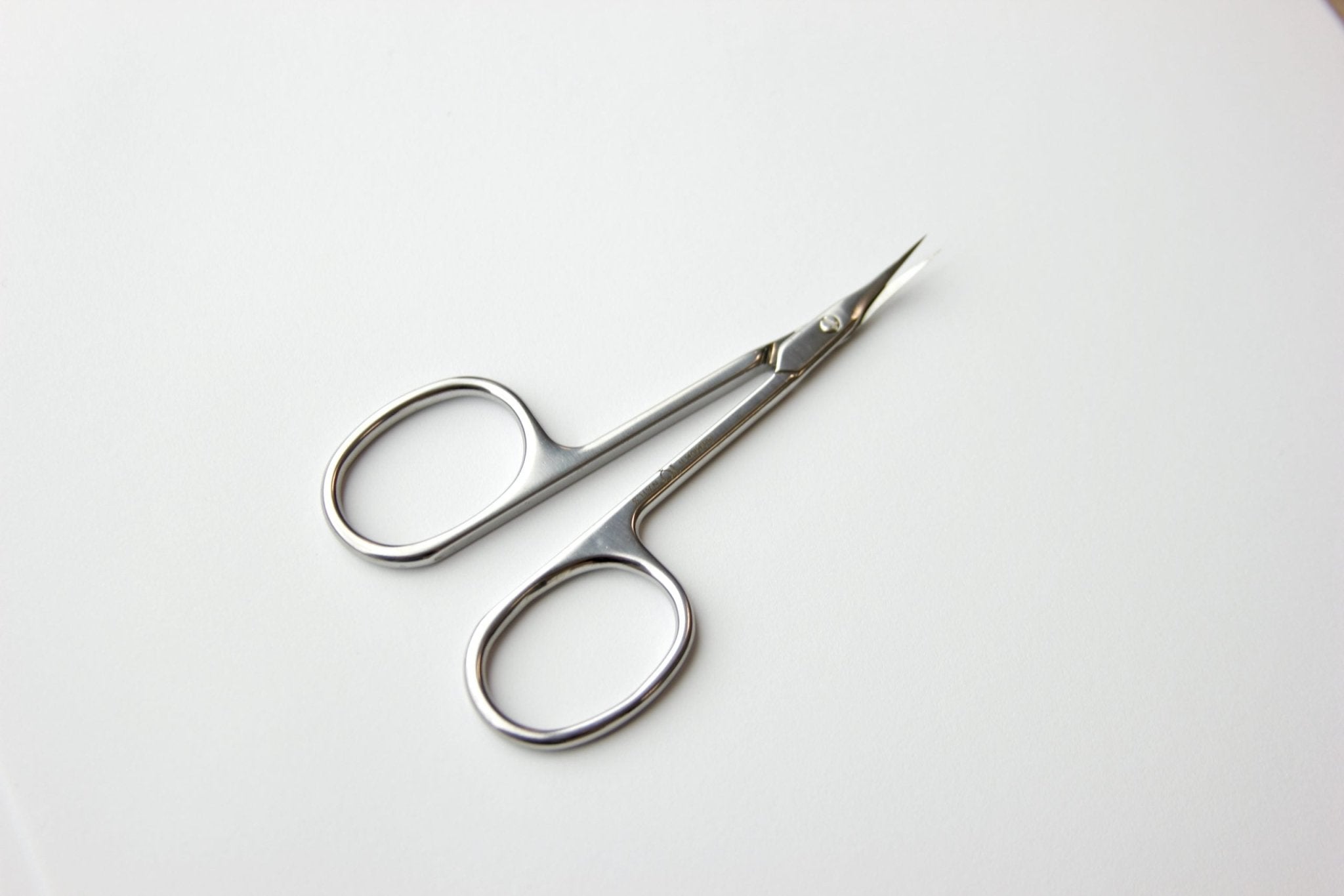 Nożyczki do skórek premium (długość ostrzy 18 mm lub 24 mm) - iqnails