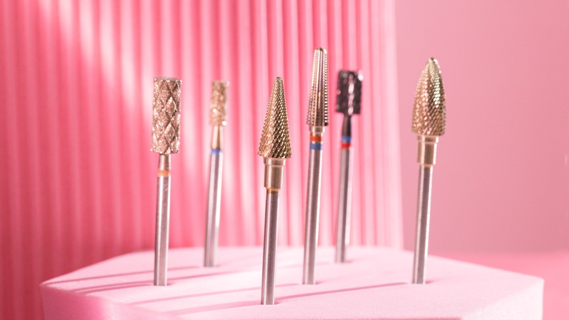 Jak wybrać frezy do skórek? - iqnails